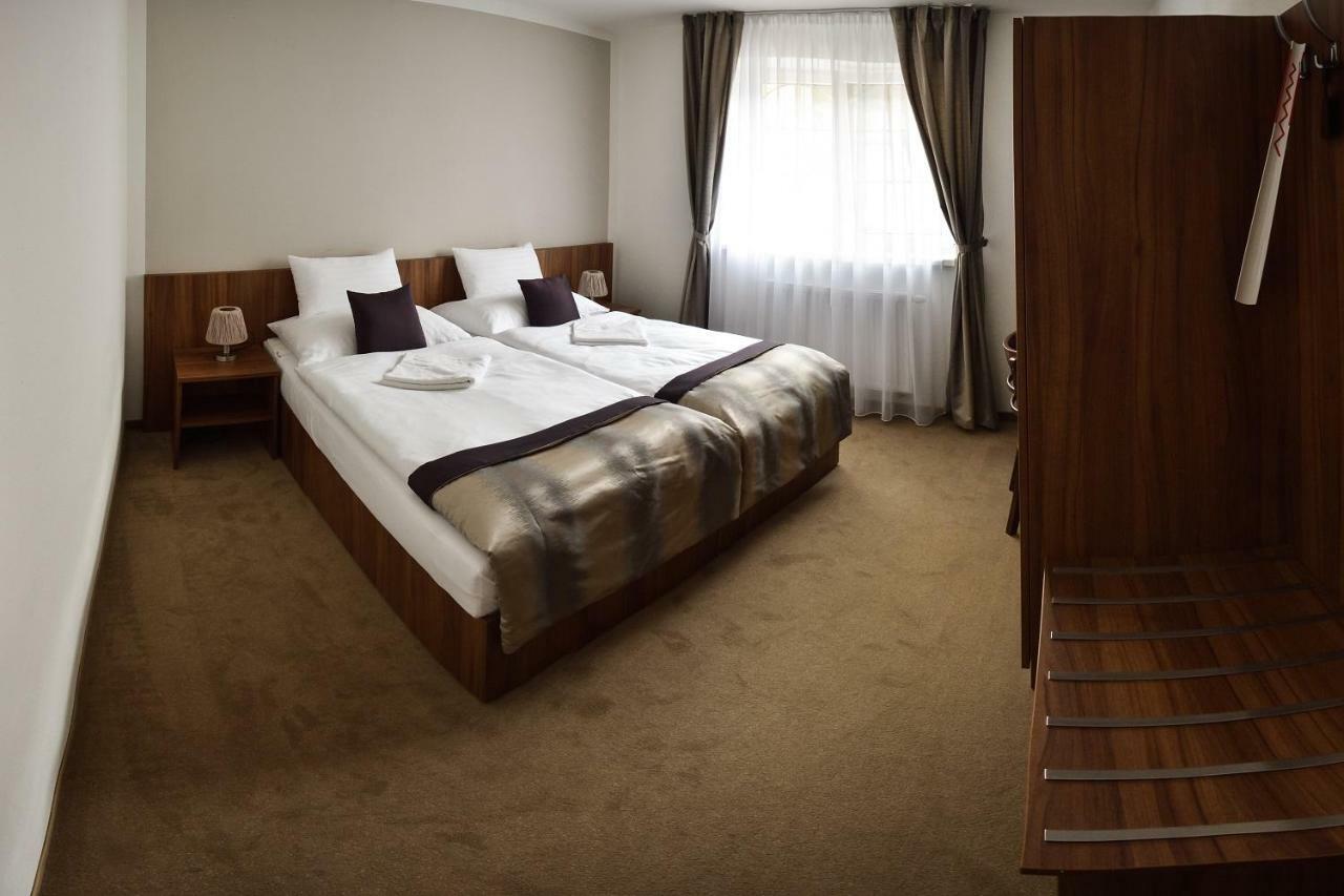 Hotel Rysavy Vémyslice Esterno foto