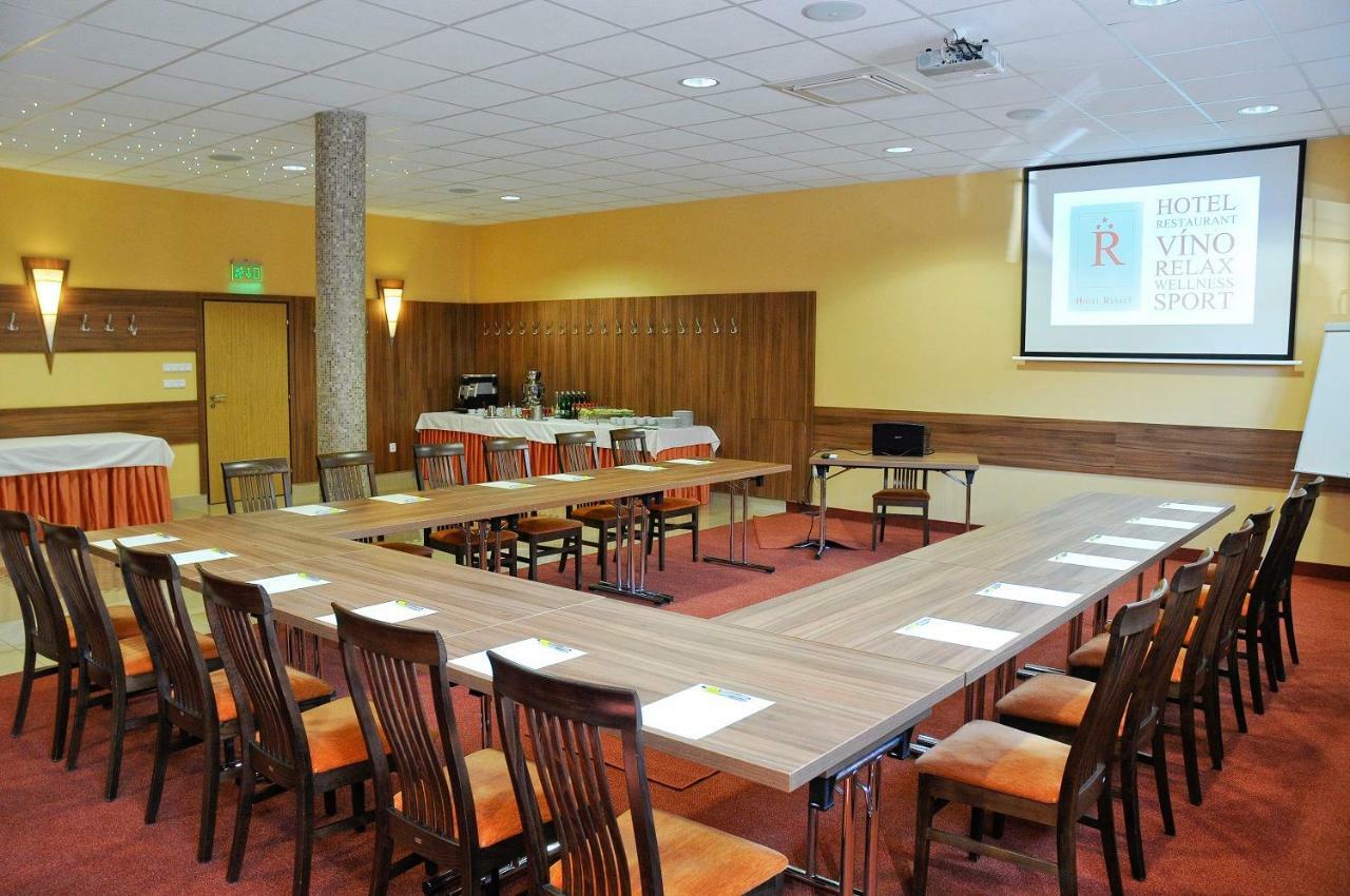 Hotel Rysavy Vémyslice Esterno foto